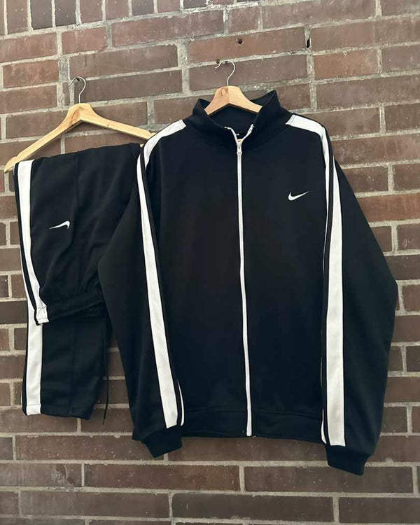 Conjunto Nike Negro Cierre 01